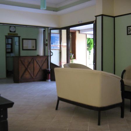 Oya Family Suites Kusadası Eksteriør billede