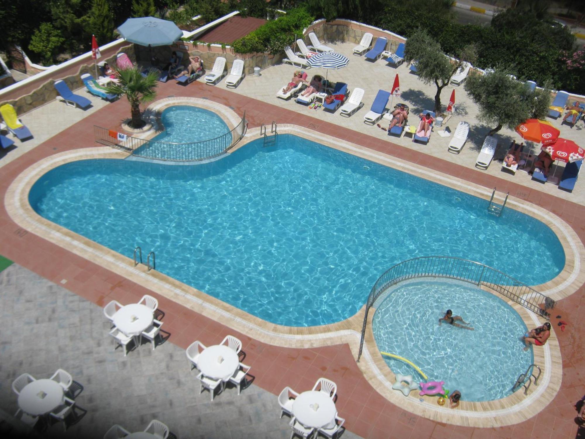 Oya Family Suites Kusadası Eksteriør billede