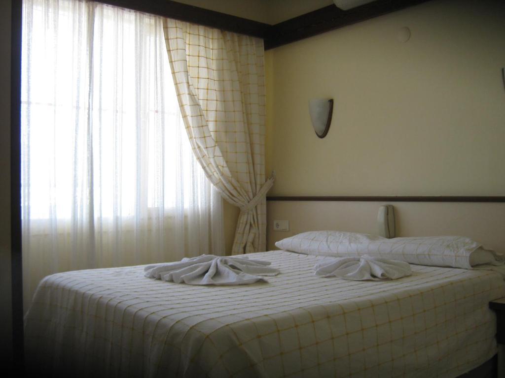 Oya Family Suites Kusadası Værelse billede